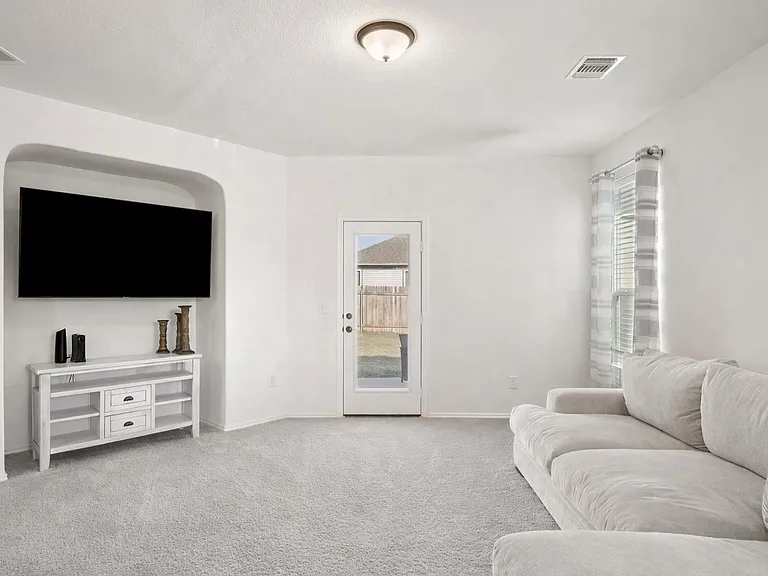 218 Summit Dr — Photo 8