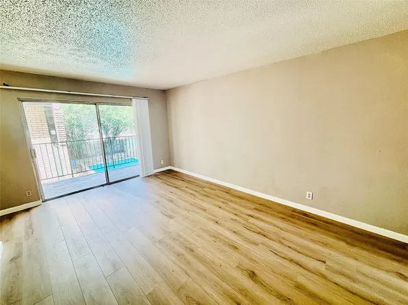 2600 Penny Ln APT 204, Austin, TX 78757