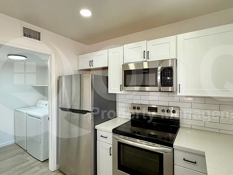 510 N Alma School Rd #303 — Photo 3