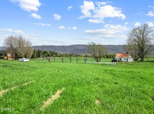 2 Red Hill Rd, Greeneville, TN 37743