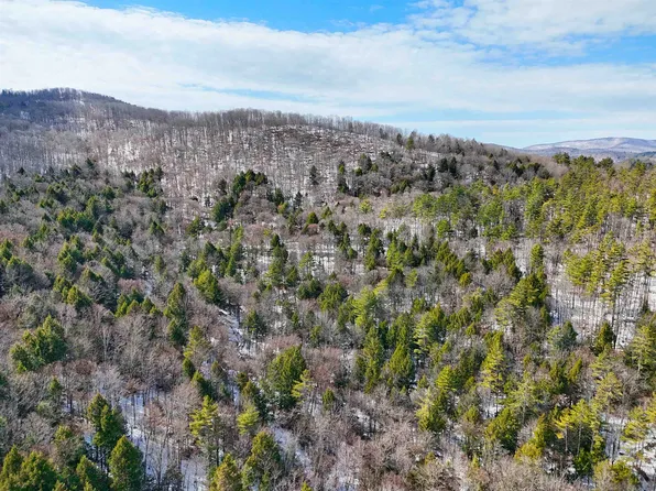 12 Old Route 12, Barnard, VT 05031