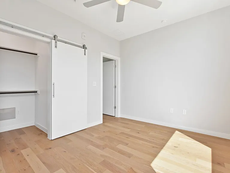 2002 E 7th St #246 — Photo 24