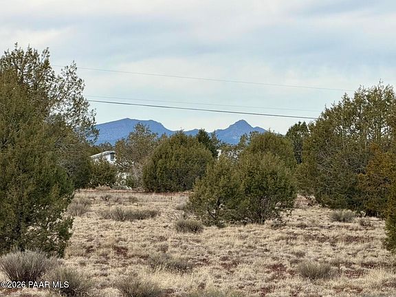 5th image of 1224 W Ridgeview Dr