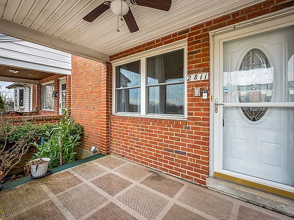 2nd image of 2811 Moorgate Rd