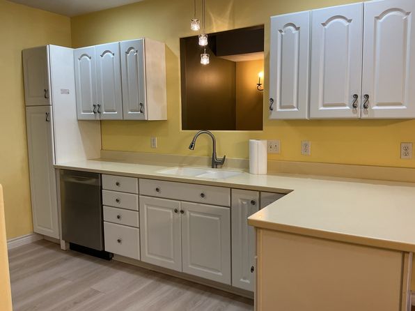 14 1/2 Kemp Ave W #1