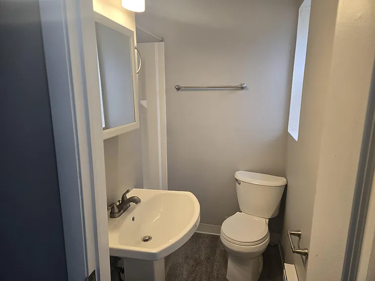 Columbus Park Apartments — Photo 29