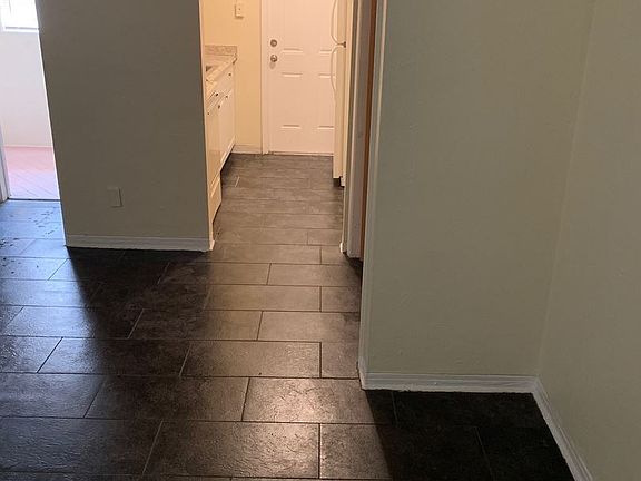 4th image of 674 22nd Ave S APT 14