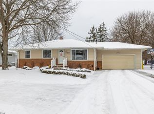 12850 W Sprague Rd, Cleveland, OH 44130