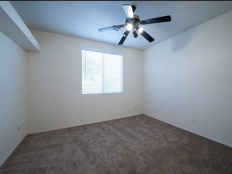 984 Country Skies Ave — Photo 10