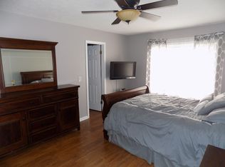 16 Westwind Dr, Rochester, NY 14624