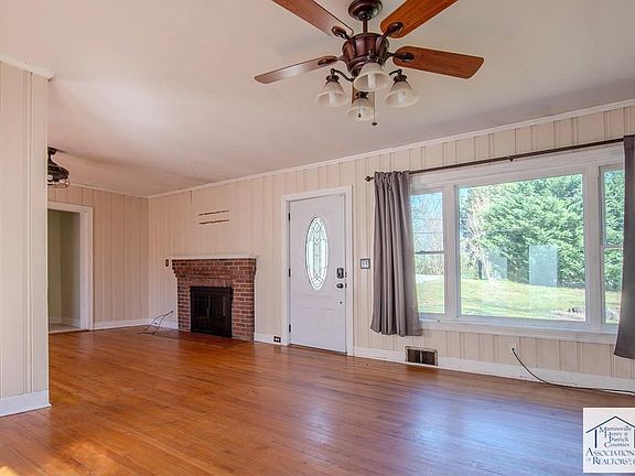 5th image of 170 Woodlawn Ave