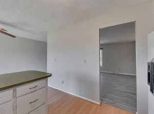 3826 N 95th St, Omaha, NE 68134
