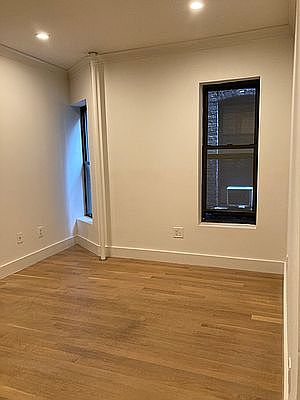 3rd image of 222 W 21st St APT 2R