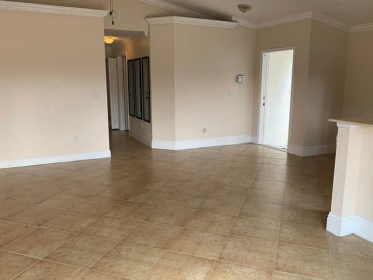 5900 Azalea Cir — Photo 22
