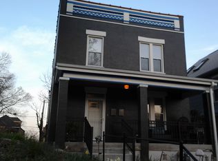1833 Summit St, Kansas City, MO 64108