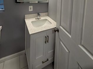 (Undisclosed Address), West Babylon, NY 11704