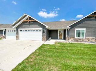 731 20th St S, Brookings, SD 57006