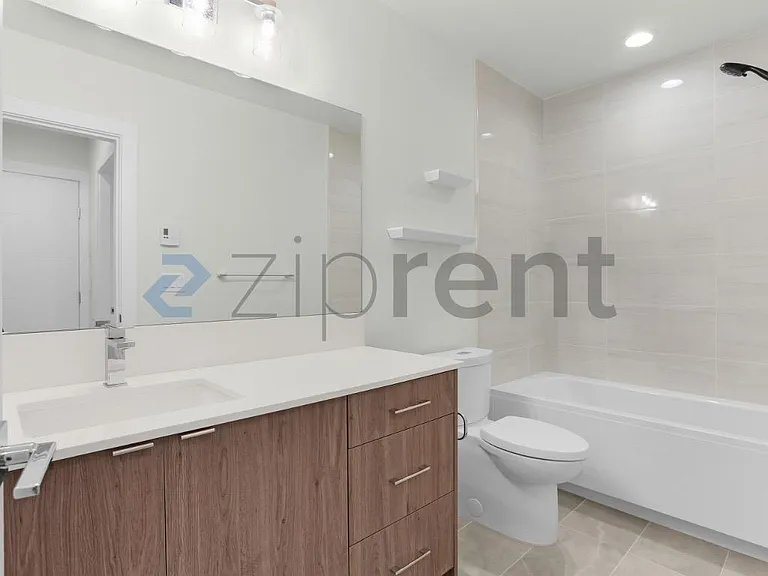 3416 15th Ave W #B — Photo 7