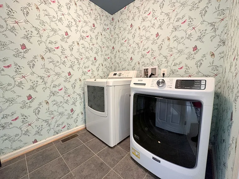 13758 Restina Rd — Photo 40