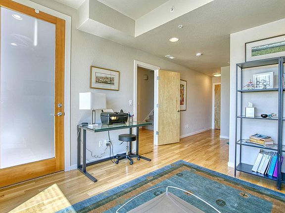 5th image of 1483 Hecla Way