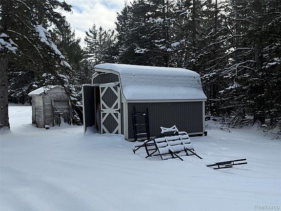 5th image of 4443 N Cherry Rd