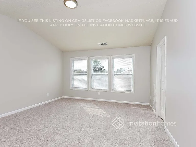 739 Mountain Laurel Dr — Photo 7