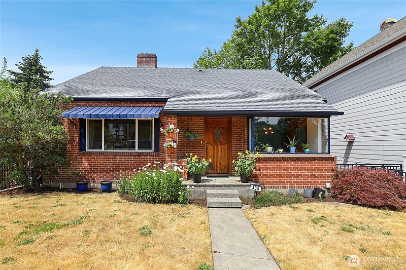 2nd image of 305 S 35th Street