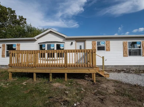 221 N Chase St, Sullivan, IN 47882