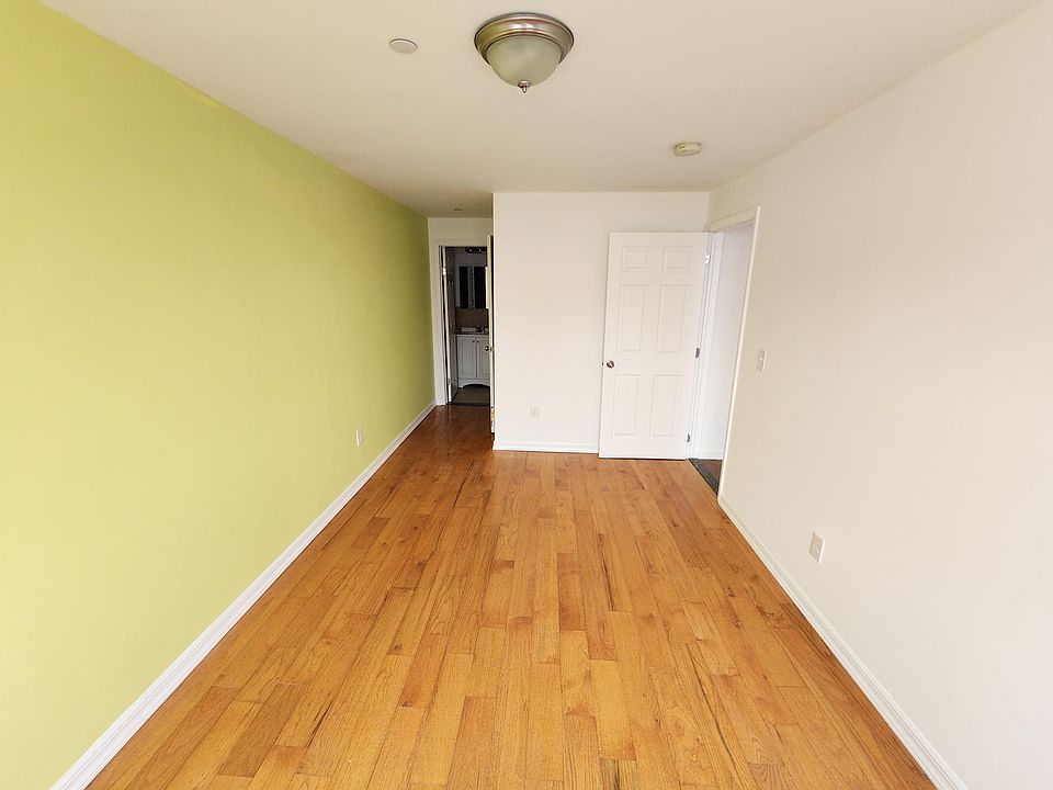 1st image of 8744 168th Pl #1A