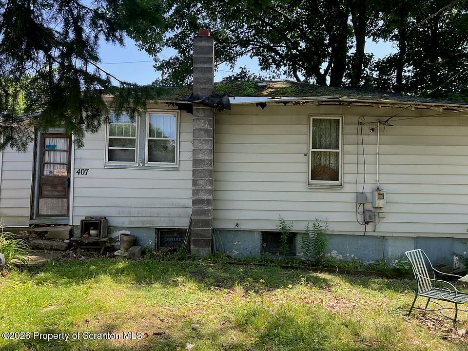 2nd image of 407 Columbia Ave