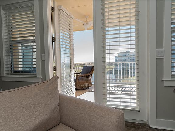 5th image of 4111 Pointe West Dr Unit 203