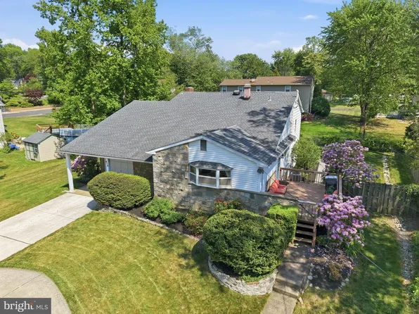 428 Barby Ln, Cherry Hill, NJ 08003