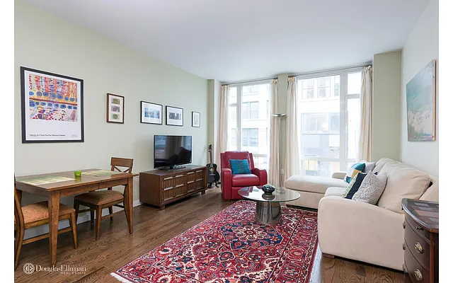 133 West 22nd Street, Apartments for rent in Chelsea