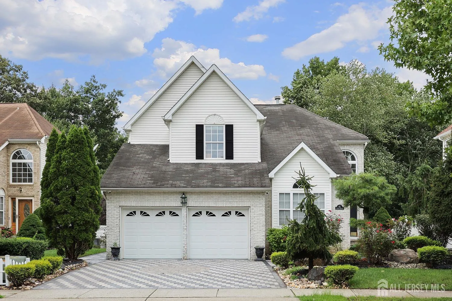 45 Carter Dr photo 1