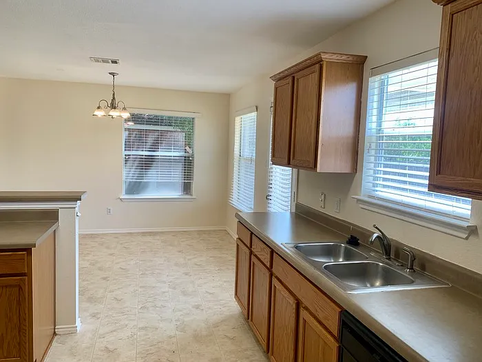 1613 Tea Leaf Dr — Photo 6