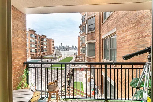 22 Avenue At Port Imperial Photo 1