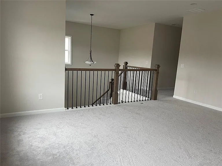 3750 Crestland Ln — Photo 10