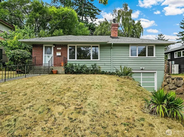 3039 49th Avenue SW, Seattle, WA 98116