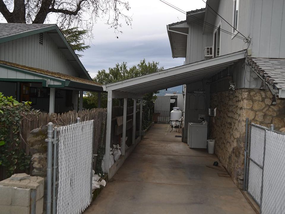 Carport