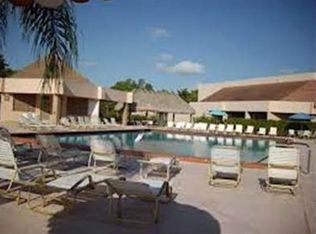 7960 N Sunrise Lakes Dr #105, Fort Lauderdale, FL 33322