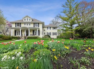 1014 Elmwood Ave, Wilmette, IL