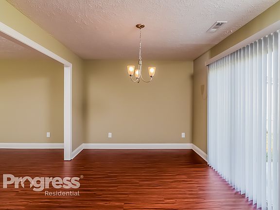 4th image of 1046 Tammy Sue Ln