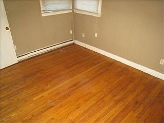 4th image of 2009 Eastover Dr