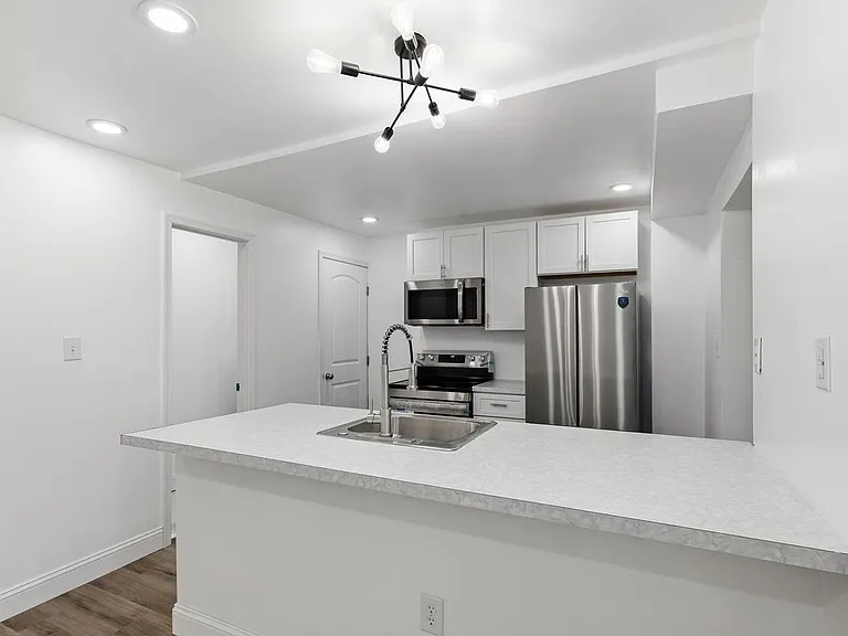 1415 Ridley Ave — Photo 11