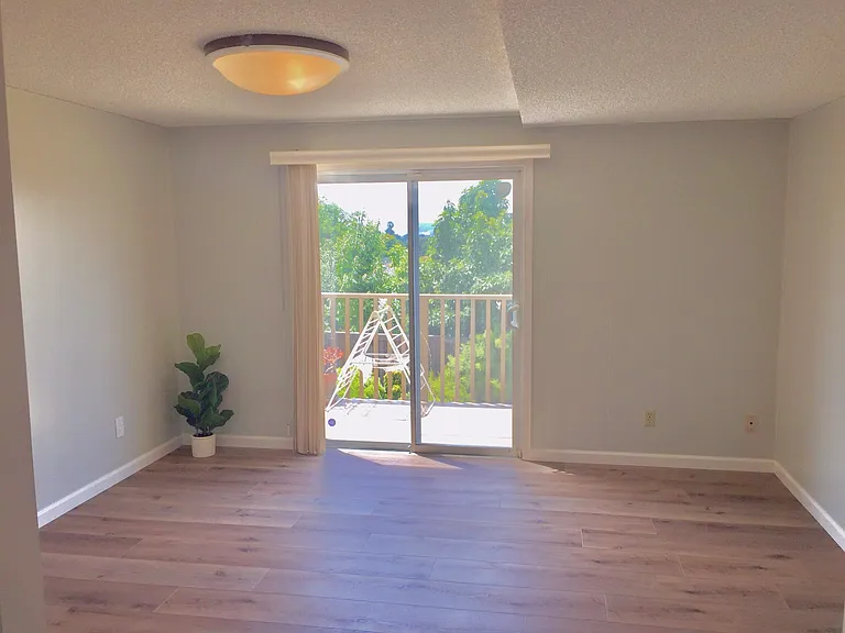 5854 Ralston Ave — Photo 7