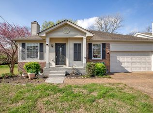 155 S Birchwood Dr, Hendersonville, TN