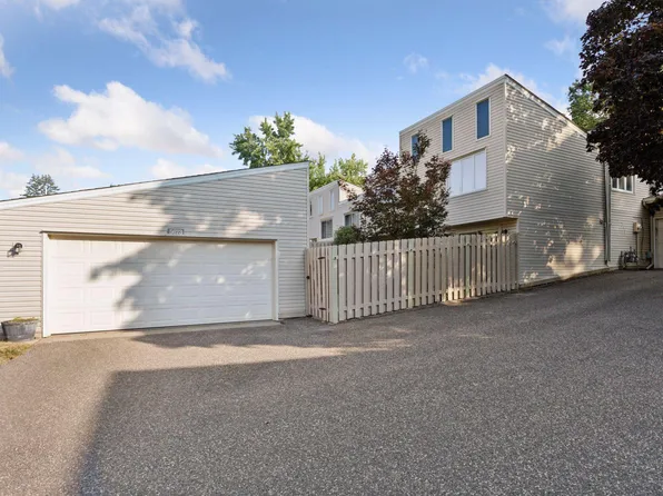 5673 W Bavarian Pass, Minneapolis, MN 55432