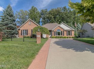 3249 Stone Wall Rd, Maumee, OH 43537