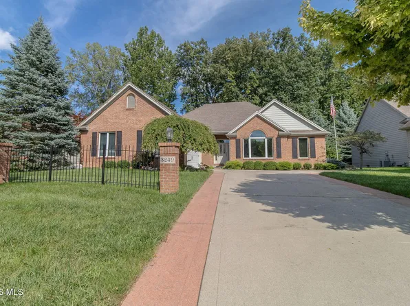 3249 Stone Wall Rd, Maumee, OH 43537