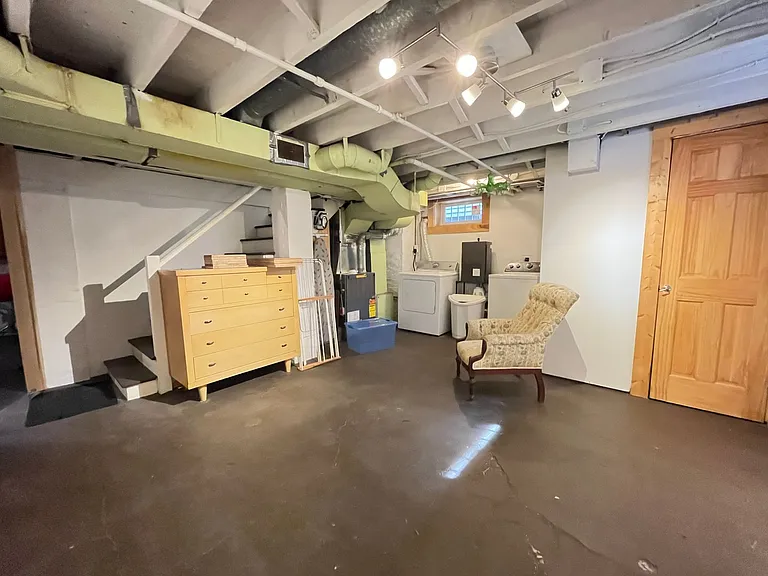 17 Anderson St — Photo 26